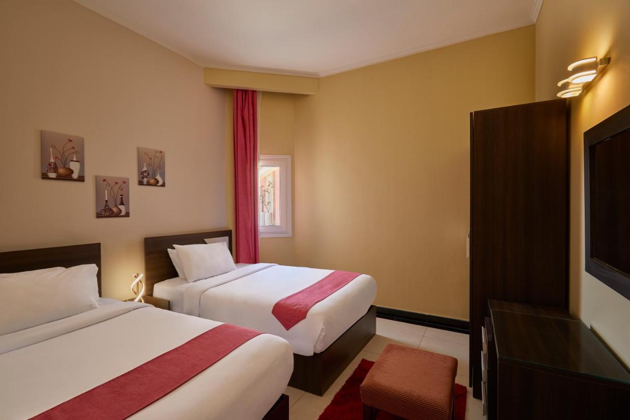 Golden Ocean Marina Hotel เอลอาลาเมน ภายนอก รูปภาพ