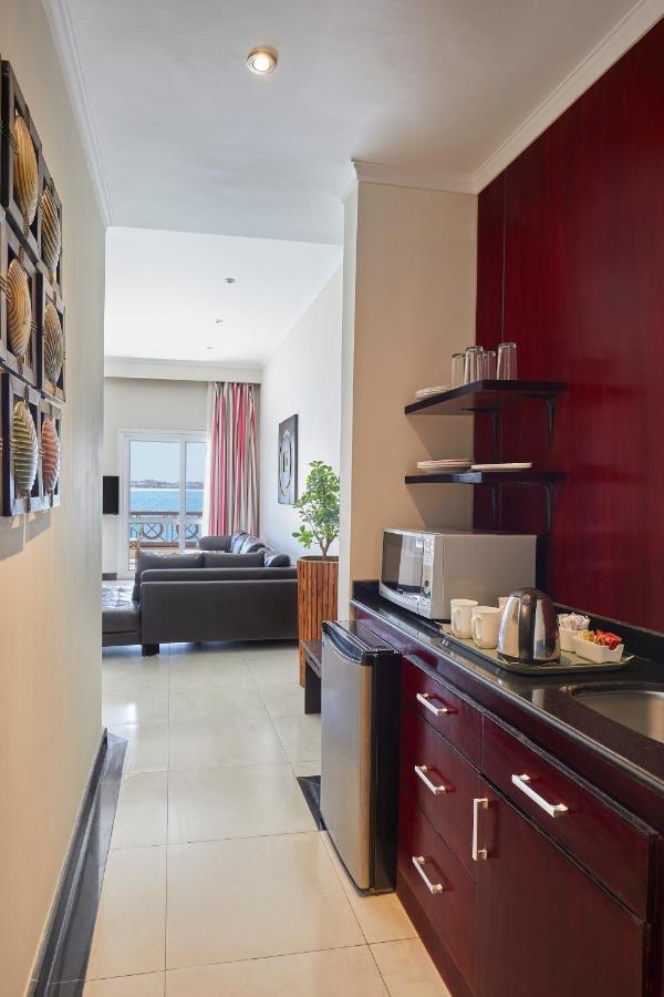 Golden Ocean Marina Hotel เอลอาลาเมน ภายนอก รูปภาพ