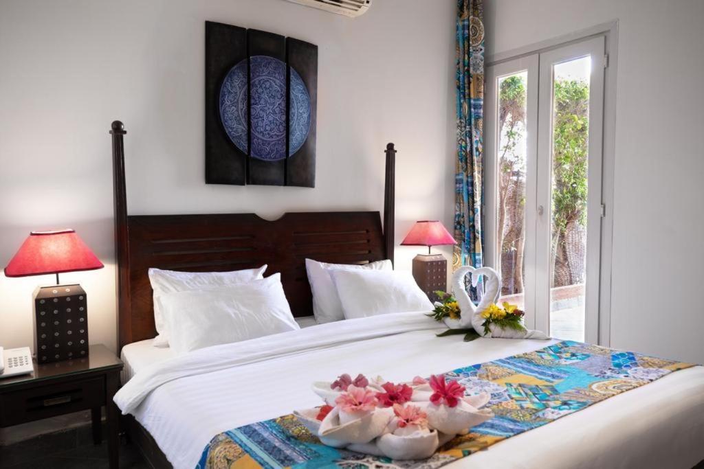 Golden Ocean Marina Hotel เอลอาลาเมน ภายนอก รูปภาพ